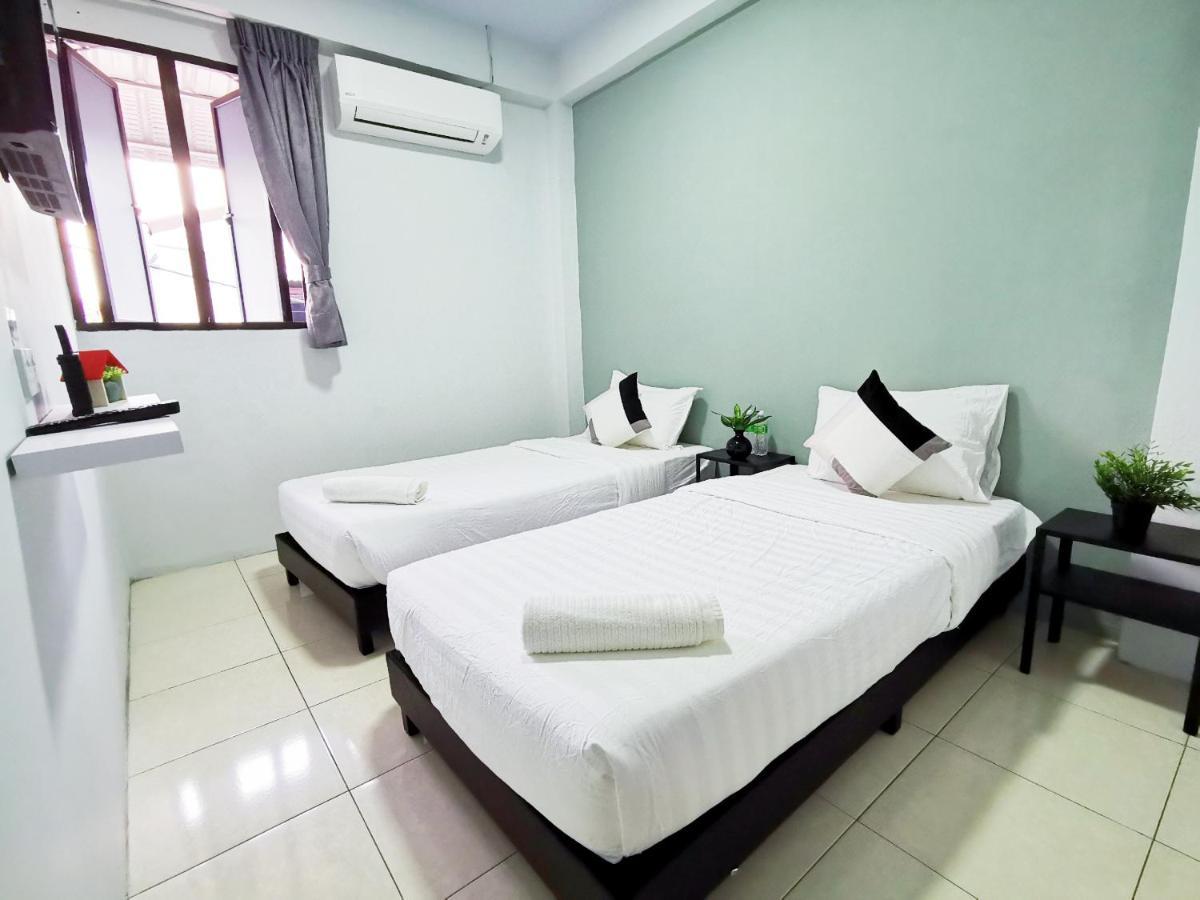 Gurney Coast Guest House By Sky Hive George Town Exterior foto