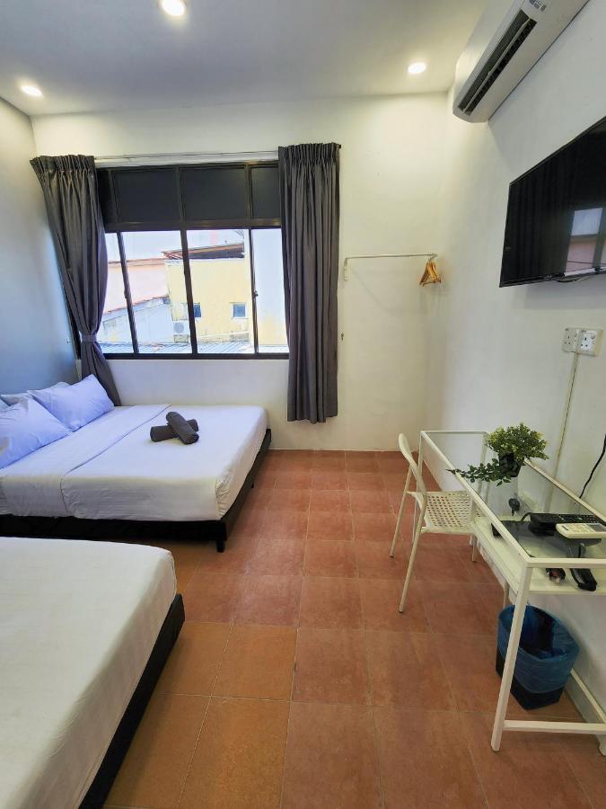 Gurney Coast Guest House By Sky Hive George Town Exterior foto