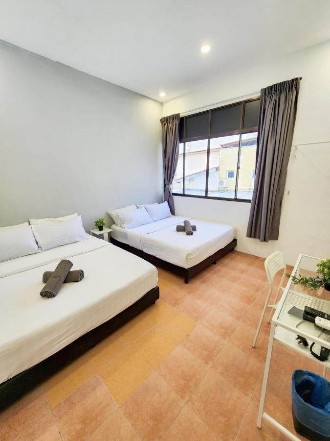 Gurney Coast Guest House By Sky Hive George Town Exterior foto
