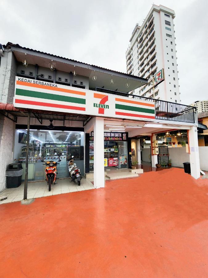 Gurney Coast Guest House By Sky Hive George Town Exterior foto